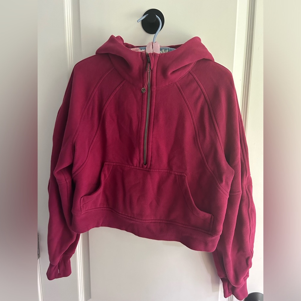 Lululemon gripped hooded sweatshirt
